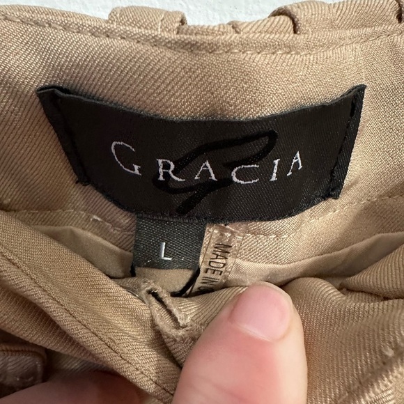 Gracia High Rise Wide Leg Pin-Tuck Flare Trousers Size Large NWT - Picture 4 of 11